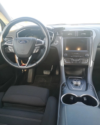 Ford Mondeo cena 89900 przebieg: 132000, rok produkcji 2020 z Warszawa małe 79